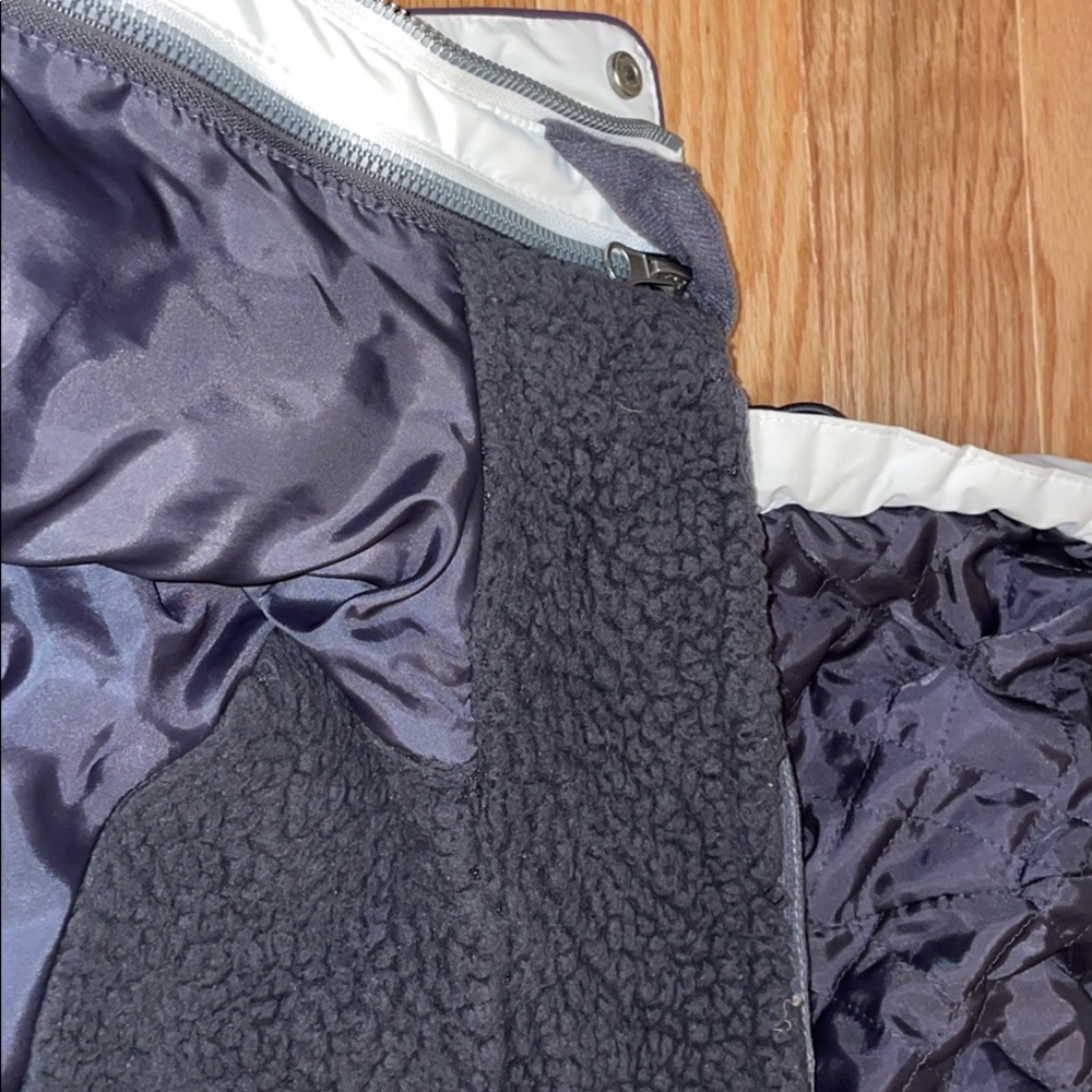 Snowboard jacket - Picture 3 of 6